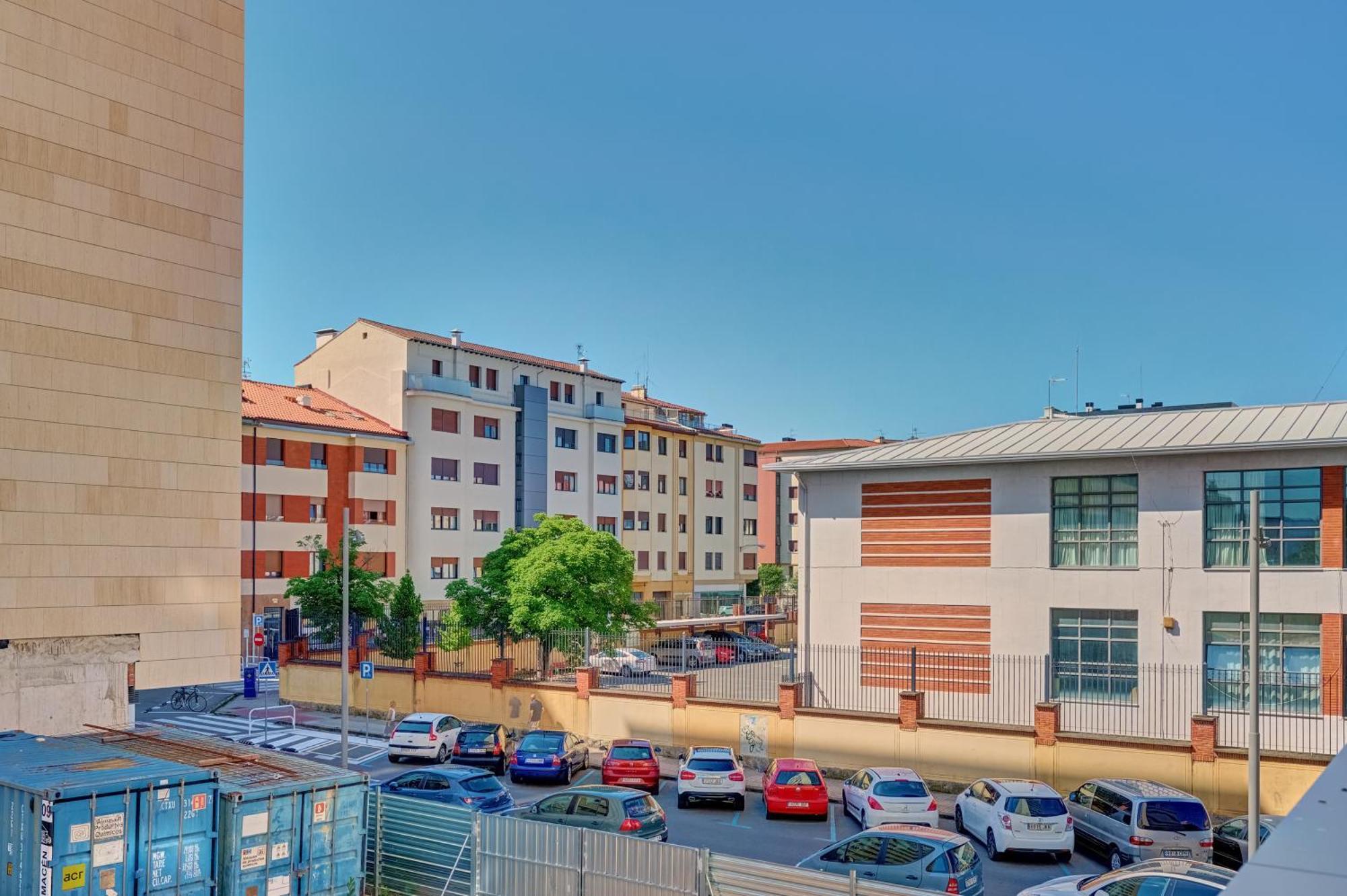 Apartamento Salesianos By Clabao Pamplona Exterior foto
