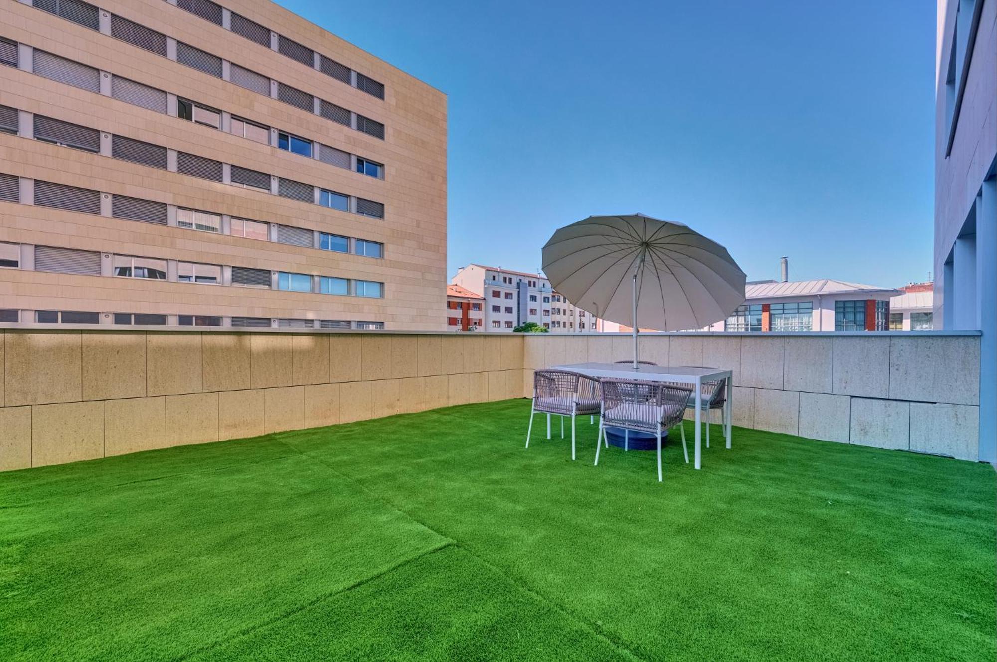 Apartamento Salesianos By Clabao Pamplona Exterior foto